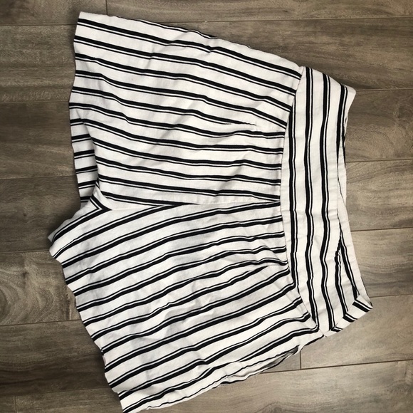 Comfy short - Picture 5 of 6